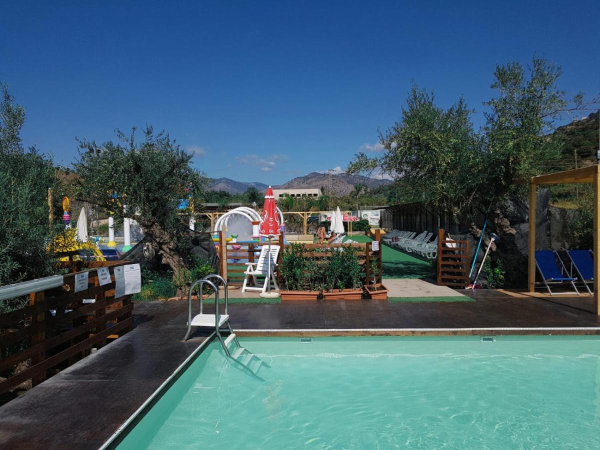 Glamping Alcantara Motta Camastra Kültér fotó
